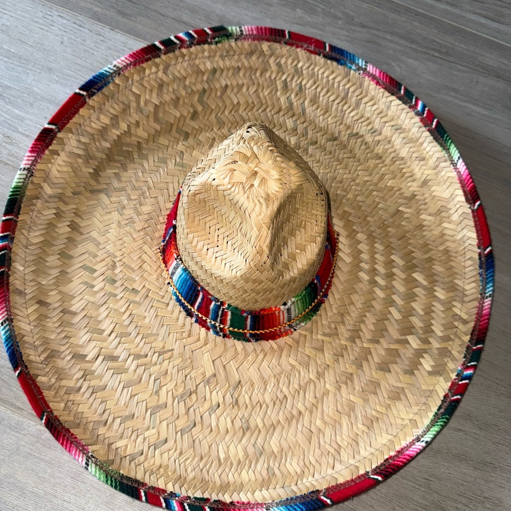 Sombrero Hat /Mexican Straw hat from Epcot Disney